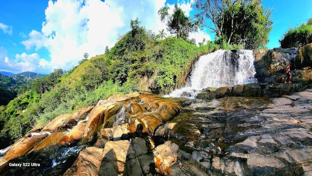 Kuda Ravana Ella Waterfall